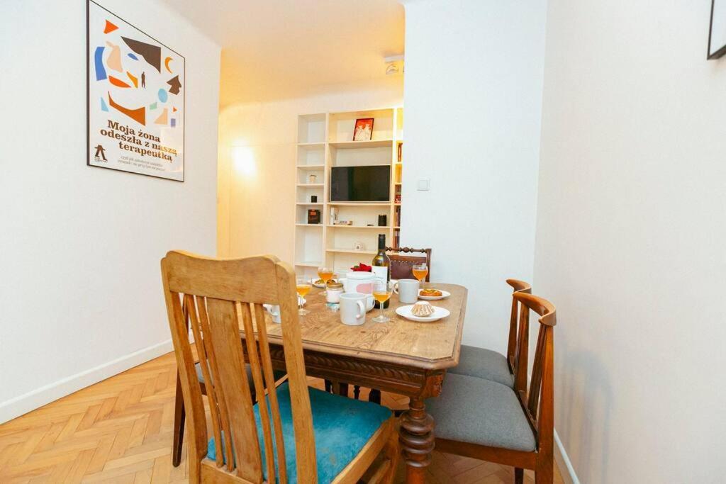 Bright And Elegant In The Area! Apartment Warsaw